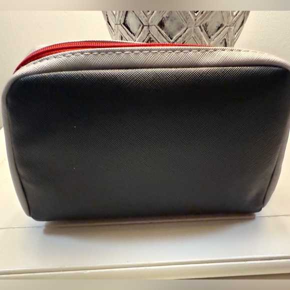 Cole Haan travel set - Picture 6 of 9